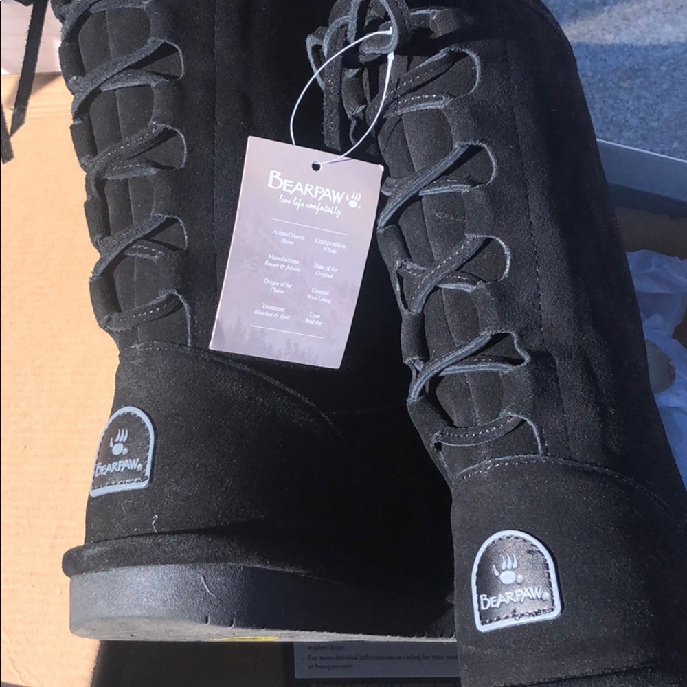 NWT BearPaw boots